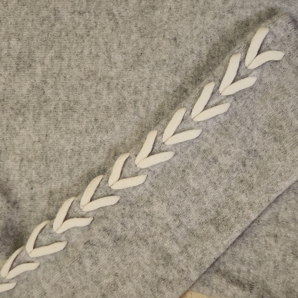 Nanette Lepore Cashmere Braid Detail Sweater Size Medium - Picture 3 of 7